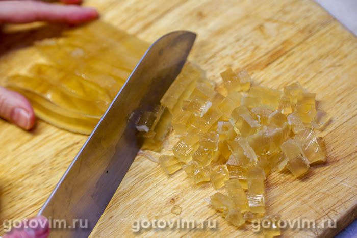 Салат «Оливье» с ланспиком, цыпленком и креветками по старинному рецепту, Шаг 14