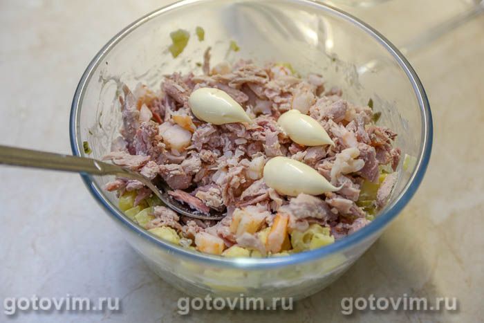 Салат «Оливье» с ланспиком, цыпленком и креветками по старинному рецепту, Шаг 13