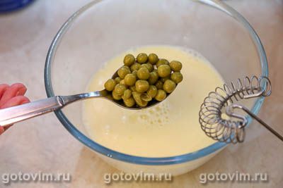 Омлет с помидорами, болгарским перцем и сыром в микроволновке