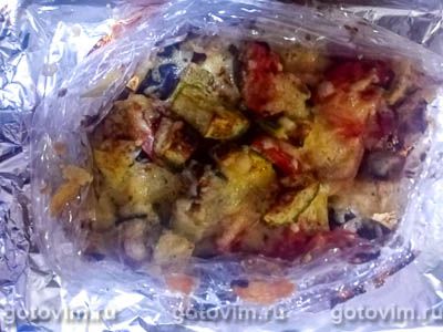Овощи в сметане с сыром, запеченные в пакете, Шаг 06
