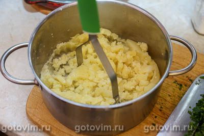 Картофельные палочки с сыром моцарелла, беконом и зеленью, Шаг 01