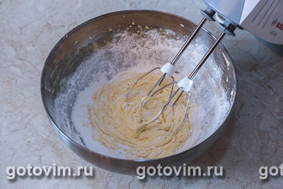 Торт «Павлова» с малиновым конфитюром и заварным кремом, Шаг 06