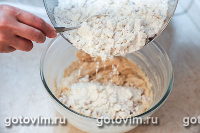 Печенье с белым шоколадом и грецкими орехами, Шаг 03