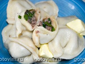 Пельмени с мясом и крапивой