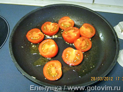 Тунец с соусом из красного уксуса с рукколой и помидорами, Шаг 05