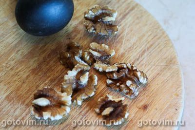 Десерт из персиков, запеченных с творогом, грецкими орехами и медом, Шаг 03