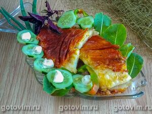 Жареная пикша в сырной панировке с овощами
