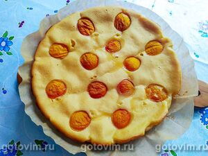 Пирог с абрикосами на ряженке