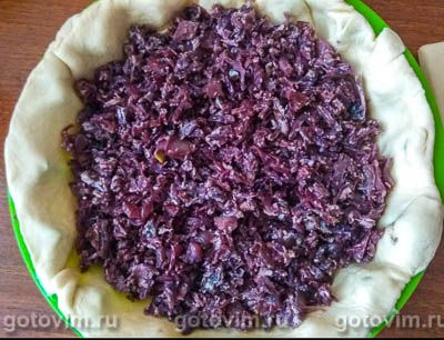 Пирог из слоеного теста с краснокочанной капустой, Шаг 06