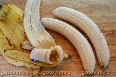 Пирог-перевертыш с бананами в карамели, Шаг 02