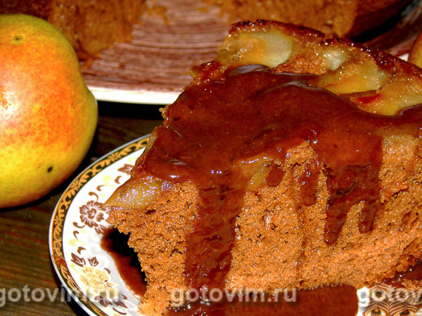 Пирог с грушами и шоколадным соусом. Фотография рецепта