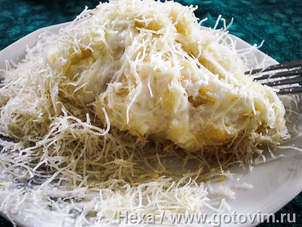 Пирог с сыром из теста кадаиф . Фотография рецепта
