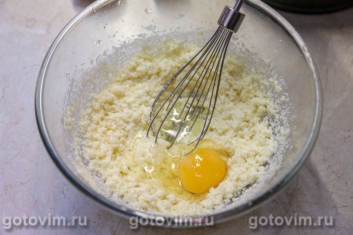       ,  02