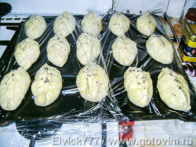 Пирожки с капустой и яйцом, Шаг 08