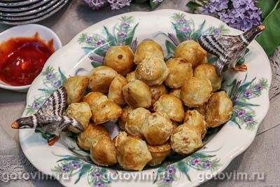 Фотография рецепта Мини-пирожки из слоеного теста в форме для пельменей