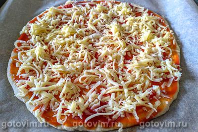 Пицца с грибами и карамелизированным луком, Шаг 06