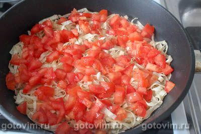 Пицца на сковороде из лаваша с копченой колбасой, Шаг 07