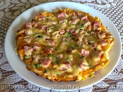 Фотография рецепта Пицца на сковороде из батона с ветчиной и сыром