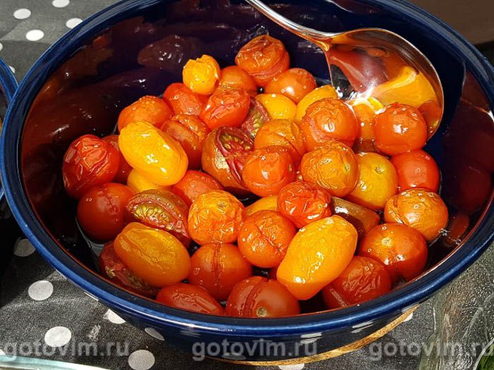 Запеченные помидоры в духовке. Фотография рецепта