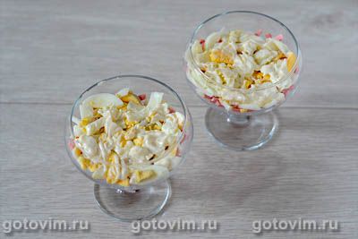 Порционный салат с ветчиной, огурцом и сыром (в креманках), Шаг 04