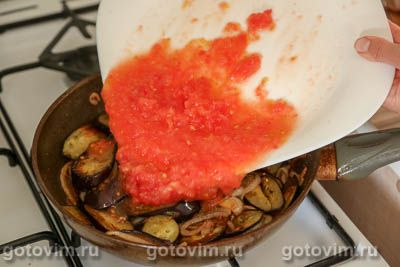 Жареная свиная вырезка с баклажанами в томатном соусе, Шаг 08
