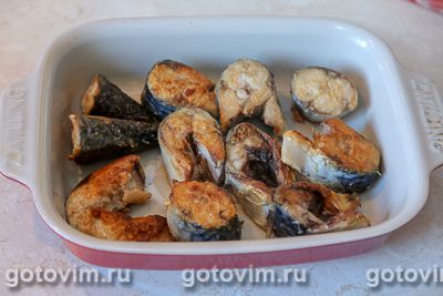 Рыбное рагу из скумбрии в томатном соусе, Шаг 05