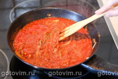 Рыбное рагу из скумбрии в томатном соусе, Шаг 09
