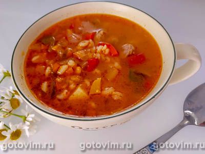 Рассольник со свиными рёбрышками и перловкой
