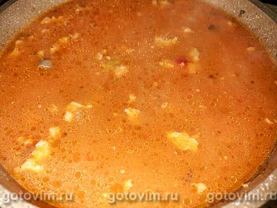 суп с ребрышками и перловкой рецепт. 05. суп с ребрышками и перловкой рецепт фото. суп с ребрышками и перловкой рецепт-05. картинка суп с ребрышками и перловкой рецепт. картинка 05. Суп с перловкой на свиных ребрышках стал одним из самых востребованных первых блюд в нашей семье. Мне, к примеру. Как и моему мужу, особенно нравится вкус перловочки. Она придает как-то утонченности и неповторимости горячему лакомству. Я же об интересном супчике узнала сравнительно недавно. Все как-то варила супы с добавлением макарон. А тут, поехала как-то в гости к подружке с ночевкой, она и угостила меня супом с перловкой. Вкус мне понравился, только подруга его варила диетическим, без мяса и зажарочки.