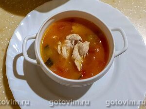 Густой суп из индейки с солеными огурцами