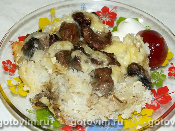Рисовая запеканка с грибами и мясом индейки. Фотография рецепта