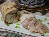 Рулет из курицы с перцем чили и чесноком в мультиварке