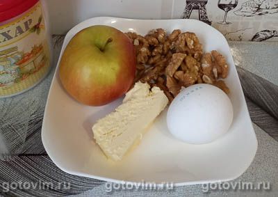 Рулет из слоеного теста с яблоками и грецкими орехами, Шаг 02