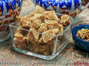 Вареный сахар с грецкими орехами