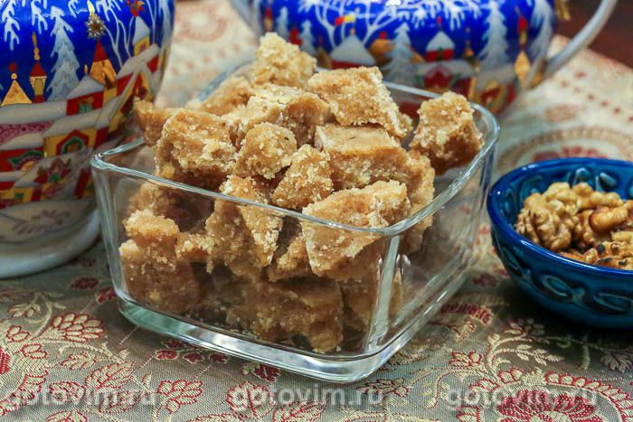 Вареный сахар с грецкими орехами. Фотография рецепта