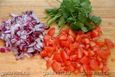 Качумбер - индийский овощной салат с гранатом и чили (Kachumber), Шаг 01