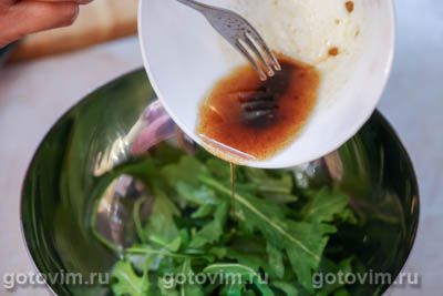 Салат из мидий с помидорами черри и рукколой, Шаг 06