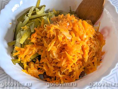 Салат из фасоли с солеными огурцами, Шаг 03