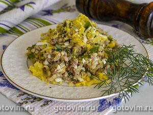 Салат из печени налима с рисом и яйцом