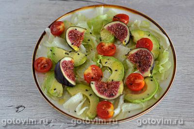 Салат с авокадо и инжиром, Шаг 05