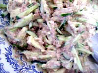 Салат из авокадо с тунцом, Шаг 05