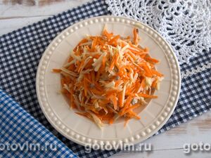Салат из батата, моркови и семян подсолн