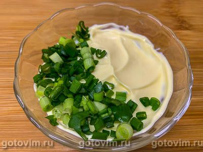 Салат с солеными груздями, огурцом и картофелем, Шаг 05