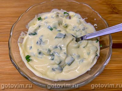 Салат с солеными груздями, огурцом и картофелем, Шаг 06