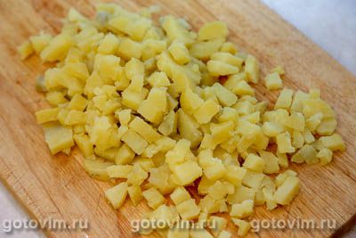 Немецкий картофельный салат с луком и огурцами, Шаг 02