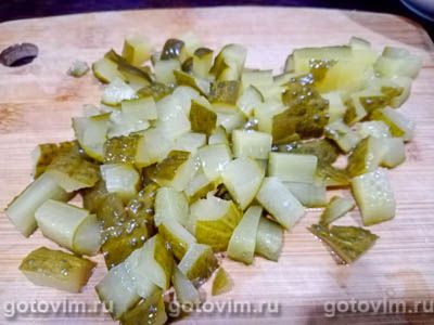 Витаминный салат из краснокочанной капусты с крабовыми палочками, Шаг 02