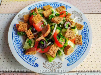 Салат с креветками, огурцом, помидорами и ржаными сухариками, Шаг 09