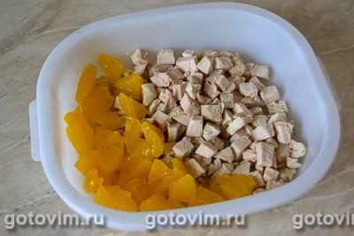 Фитнес-салат с курицей, яблоками и апельсином, Шаг 03