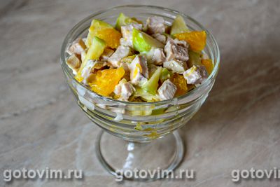 Фитнес-салат с курицей, яблоками и апельсином, Шаг 07