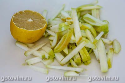 Вальдорфский салат с курицей, яблоком и сельдереем, Шаг 02